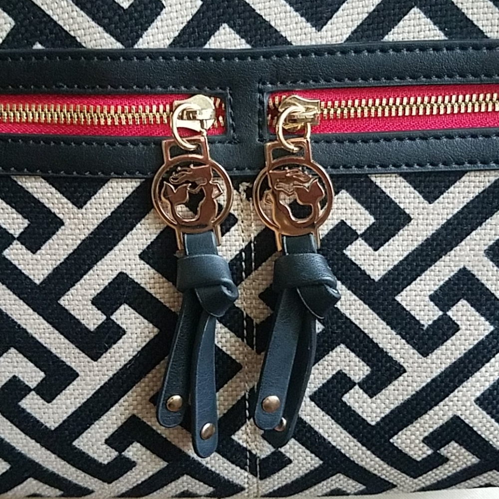 Spartina  Callahan zipper hipster bag - Picture 3 of 16